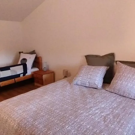 De La Treille Saint-Maurice-la-Clouere