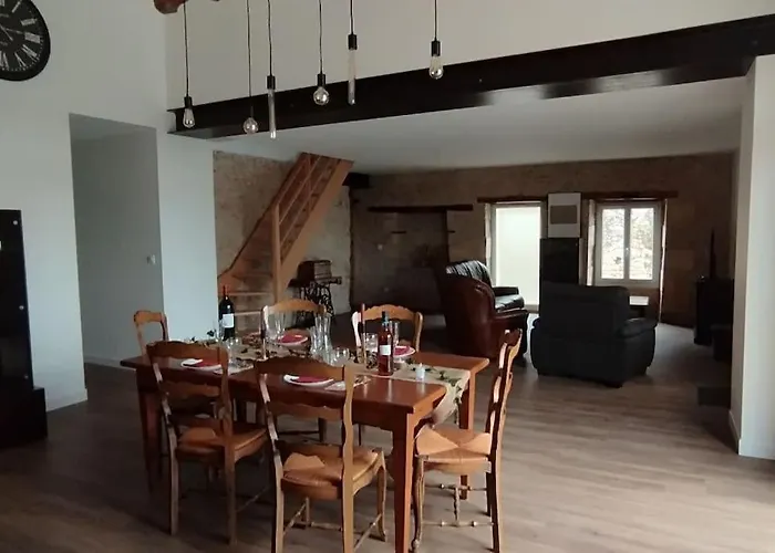 De La Treille Saint-Maurice-la-Clouere