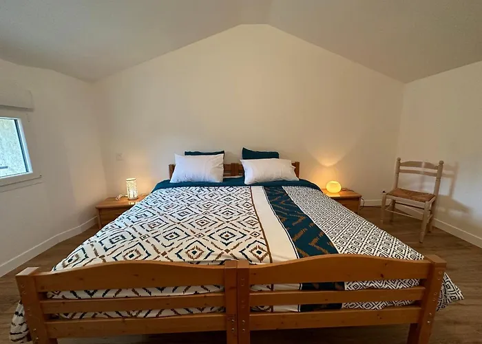 De La Treille Saint-Maurice-la-Clouere