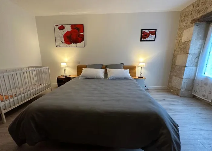 De La Treille Saint-Maurice-la-Clouere